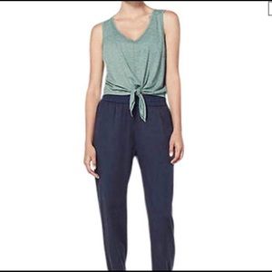 Lululemon knot gonna fly tank in Heathered Deep Cove Size 10